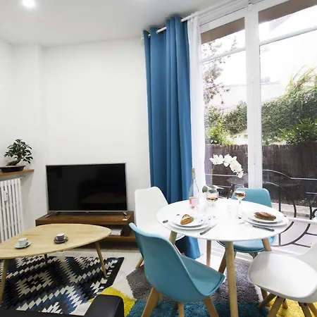 Guestready - Bright And Spacious Near Eiffel Tower * باريس