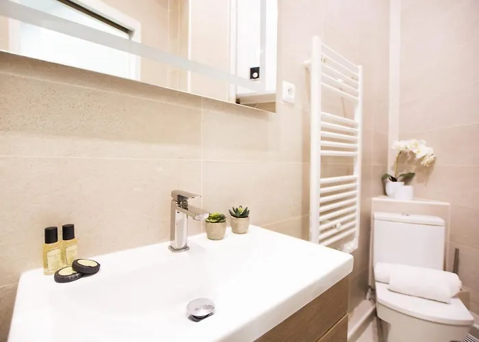 Guestready - Bright And Spacious Near Eiffel Tower باريس