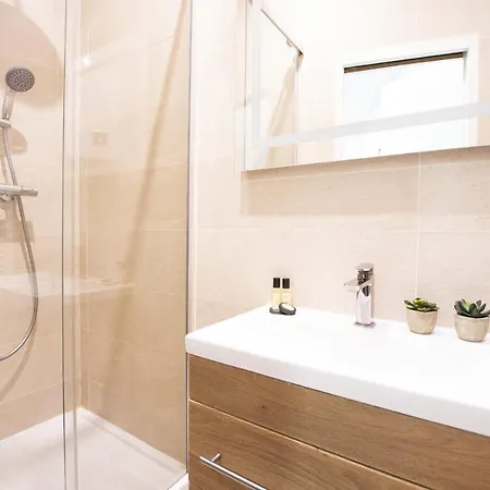 Guestready - Bright And Spacious Near Eiffel Tower 公寓