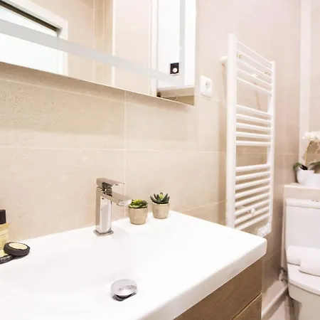 Guestready - Bright And Spacious Near Eiffel Tower 巴黎