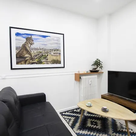 Apartament Guestready - Bright And Spacious Near Eiffel Tower Paryż