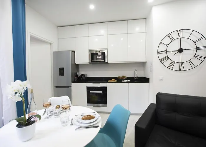 Guestready - Bright And Spacious Near Eiffel Tower * Paryż